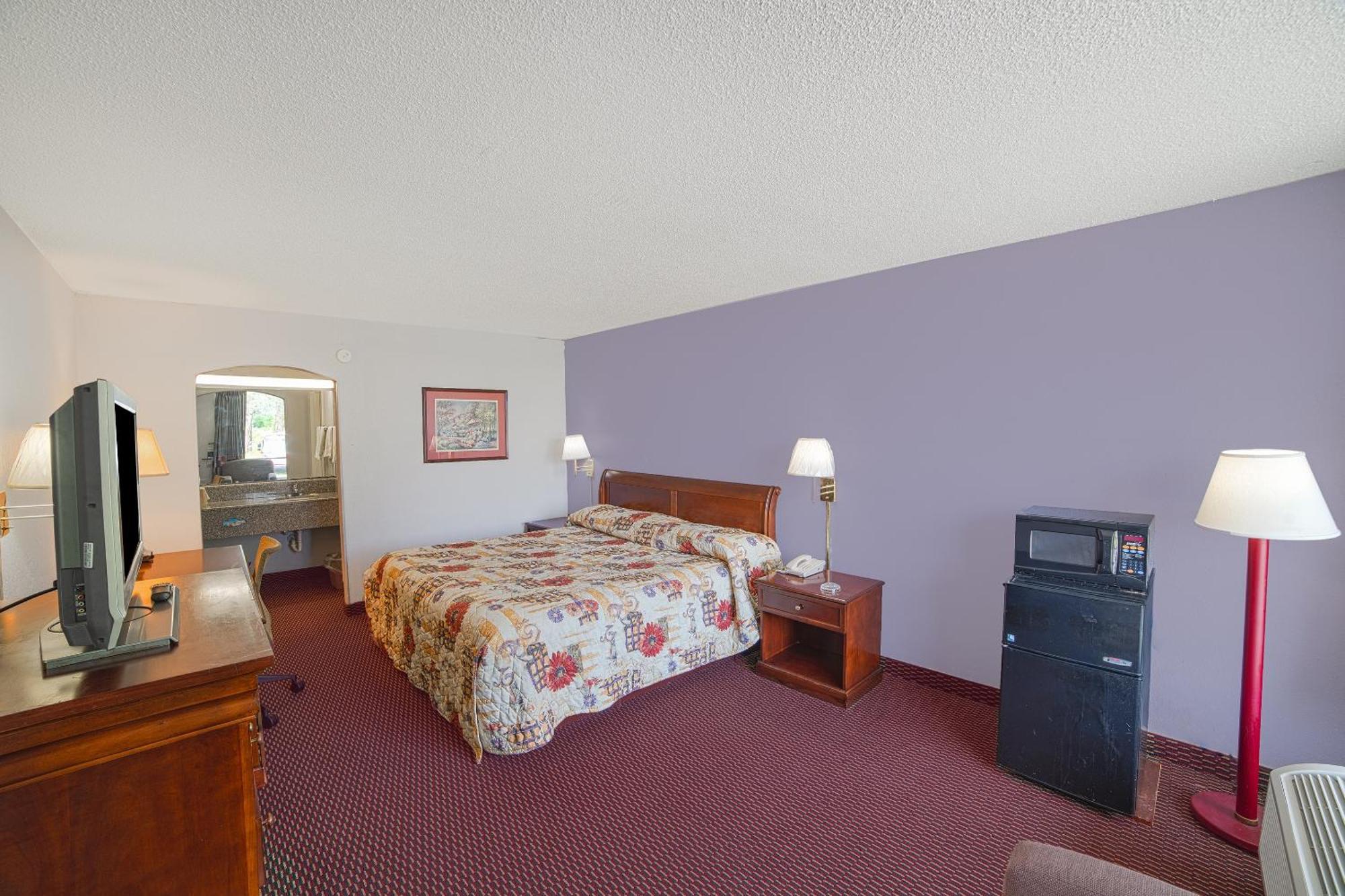 Masters Inn Selma Smithfield I-95 By Oyo Exterior foto